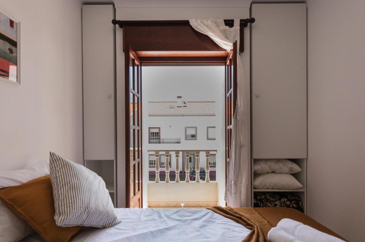 Zambujeira Do Mar 4-Bed House Perfect For Families & Friends Appartement Buitenkant foto