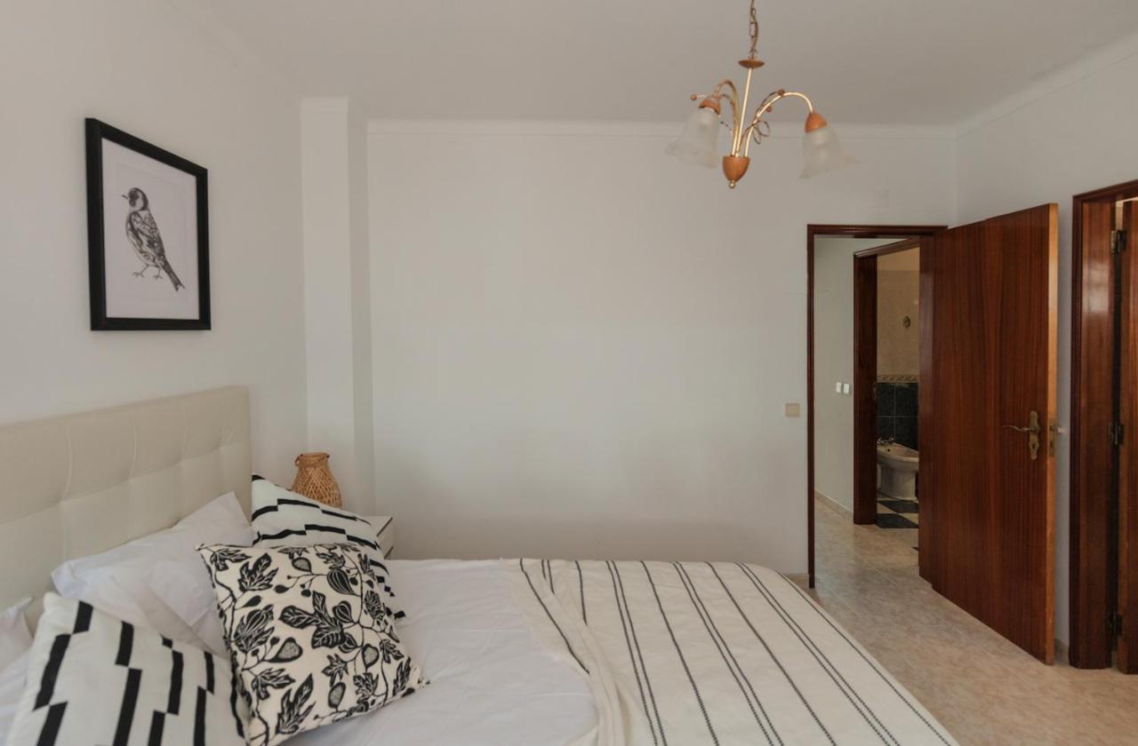 Zambujeira Do Mar 4-Bed House Perfect For Families & Friends Appartement Buitenkant foto